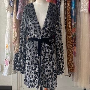 Retrofete Gabriel sequin Robe-Leopard